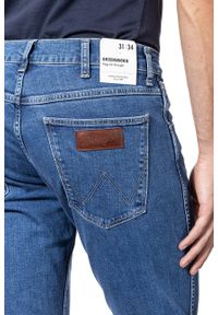 Wrangler - WRANGLER GREENSBORO MID ROCK W15QHR32E. Wzór: jednolity. Styl: rockowy