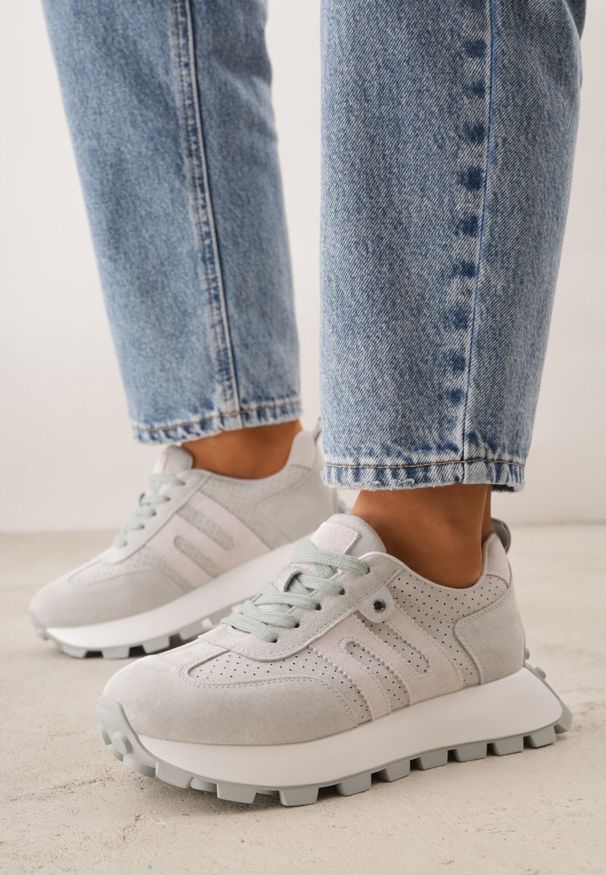 Born2be - Jasnozielone Zamszowe Sneakersy na Grubej Podeszwie Geometrycznym Wzorem Zitula. Okazja: na co dzień, na spacer. Kolor: zielony. Materiał: zamsz. Wzór: geometria. Sport: turystyka piesza