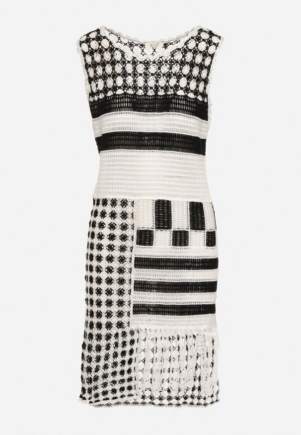 Born2be - Biało-Czarna Dopasowana Sukienka z Bawełny o Ażurowym Wykończeniu bez Rękawów Balmalia. Okazja: na imprezę, na co dzień. Kolor: biały. Materiał: bawełna. Długość rękawa: bez rękawów. Wzór: ażurowy. Typ sukienki: dopasowane, proste. Styl: wizytowy, casual, wakacyjny, elegancki