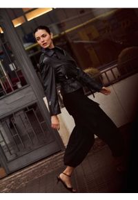 Reserved - Spodnie balloon ze spódnicą - czarny. Kolor: czarny. Materiał: dzianina #1