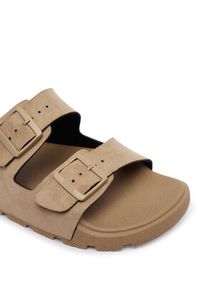 BOSS Klapki Surfley Sand MF 50563157 Beżowy. Kolor: beżowy. Materiał: skóra #6