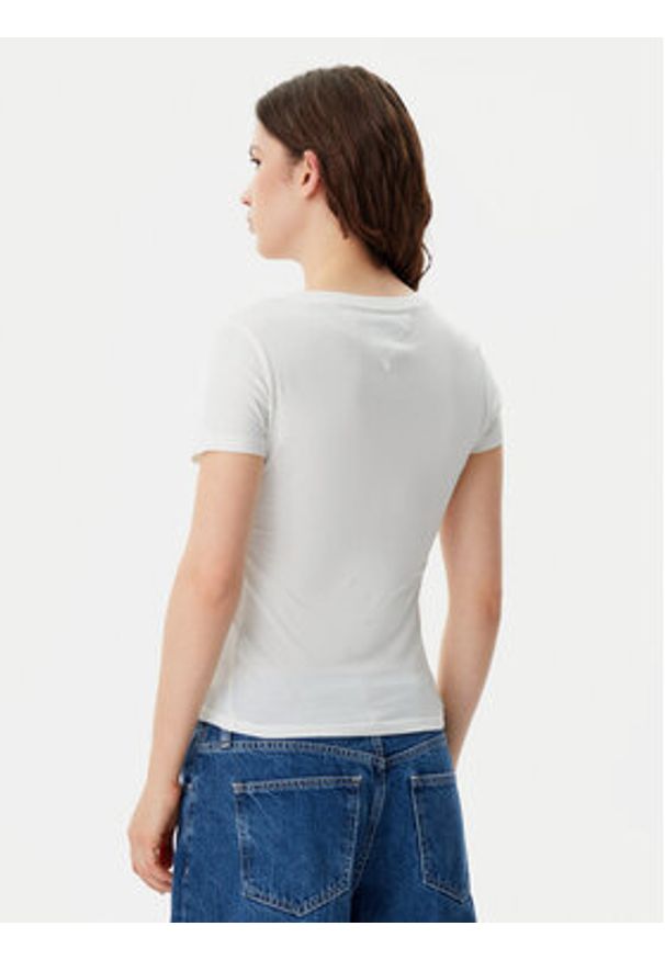Tommy Jeans T-Shirt DW0DW20458 Biały Slim Fit. Kolor: biały. Materiał: bawełna
