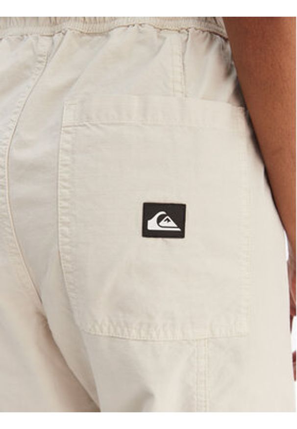 Quiksilver Spodnie materiałowe Triple Crown EQWNP03060 Beżowy Regular Fit. Kolor: beżowy. Materiał: bawełna