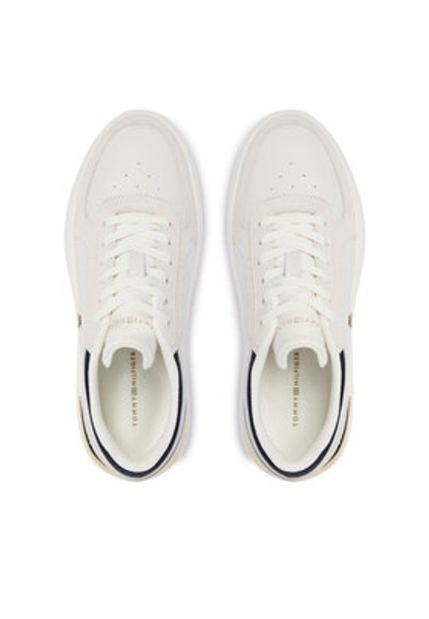 TOMMY HILFIGER - Tommy Hilfiger Sneakersy Th Satin Platform Sneaker FW0FW09307 Écru. Kolor: kremowy. Materiał: skóra. Obcas: na platformie