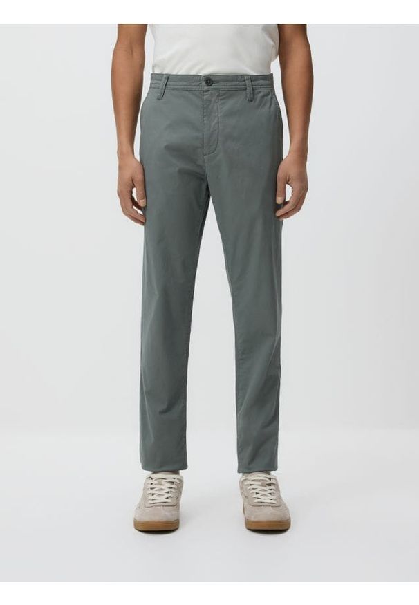 Reserved - Spodnie chino slim fit - jasny zielony. Kolor: zielony. Materiał: tkanina, bawełna