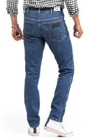 Wrangler - WRANGLER TEXAS SLIM MĘSKIE SPODNIE JEANSOWE BRUISED BLUE W12SKN32M #5