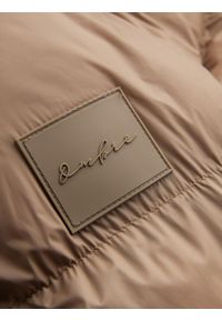 Ombre Clothing - Długa męska kurtka puffer z zapinanymi kieszeniami – brązowa V2 - Rozmiar: XXL. Kolor: brązowy. Materiał: poliester, materiał, polar, syntetyk, nylon. Długość: długie. Wzór: aplikacja #3