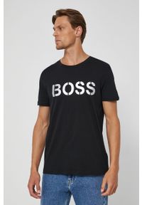 BOSS - Boss T-shirt bawełniany kolor czarny z nadrukiem. Okazja: na co dzień. Kolor: czarny. Materiał: bawełna. Wzór: nadruk. Styl: casual