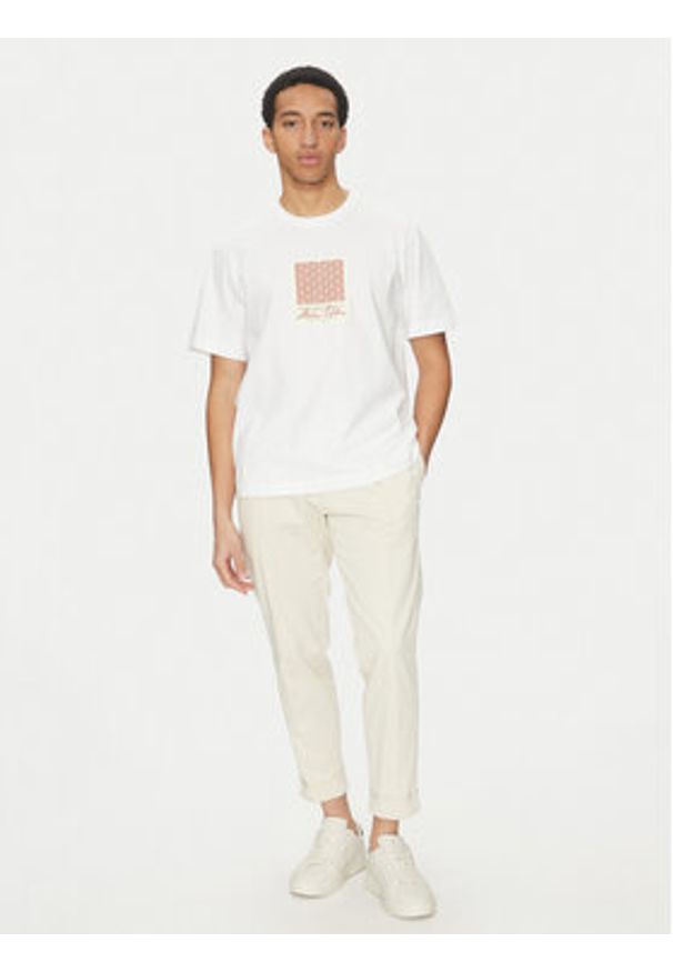 Jack & Jones T-Shirt Islington 12273019 Biały Loose Fit. Kolor: biały. Materiał: bawełna