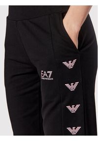 EA7 Emporio Armani Spodnie dresowe 6LTP69 TJJRZ 1200 Czarny Regular Fit. Kolor: czarny. Materiał: dresówka, bawełna