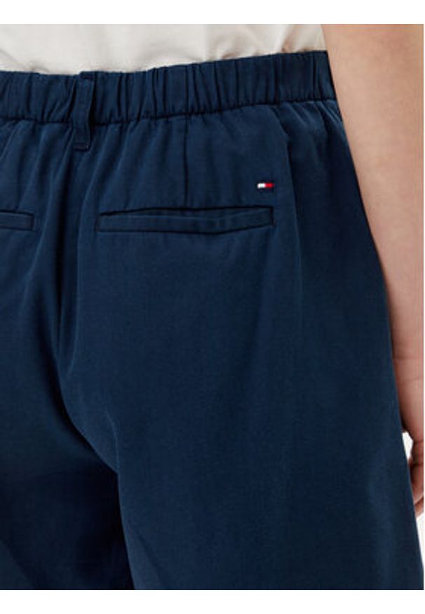 TOMMY HILFIGER - Tommy Hilfiger Szorty materiałowe WW0WW44762 Granatowy Regular Fit. Kolor: niebieski. Materiał: bawełna