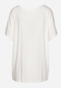 Born2be - Biały Wiskozowy T-shirt Koszulka z Rękawami Typu Nietoperz z Ozdobnym Napisem Comalita. Kolor: biały. Materiał: wiskoza. Wzór: napisy. Sezon: lato #7