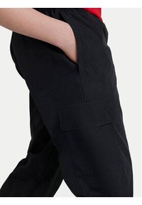 Adidas - adidas Spodnie dresowe IW3505 Czarny Regular Fit. Kolor: czarny. Materiał: syntetyk #3