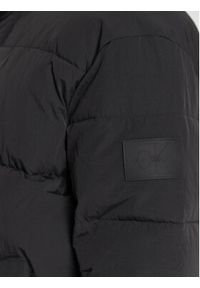 Calvin Klein Jeans Kurtka puchowa J30J321915 Czarny Oversize. Kolor: czarny. Materiał: syntetyk #2