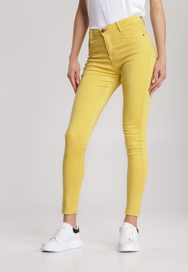 Renee - Żółte Spodnie Skinny Abalaeno. Kolor: żółty. Długość: długie. Wzór: gładki