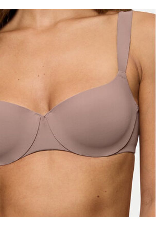 Triumph Biustonosz balkonetka Make-Up Illusion 10217849 Brązowy. Kolor: brązowy. Materiał: syntetyk