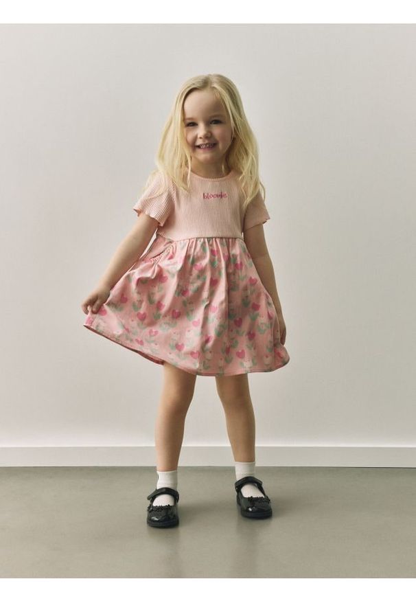 Reserved - Bawełniana sukienka - pastelowy róż. Kolor: różowy. Materiał: bawełna