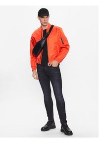 Calvin Klein Kurtka bomber Hero K10K109907 Pomarańczowy Regular Fit. Kolor: pomarańczowy. Materiał: syntetyk