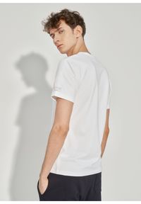 Ochnik - Biały basic T-shirt męski. Kolor: biały. Materiał: bawełna. Długość: krótkie