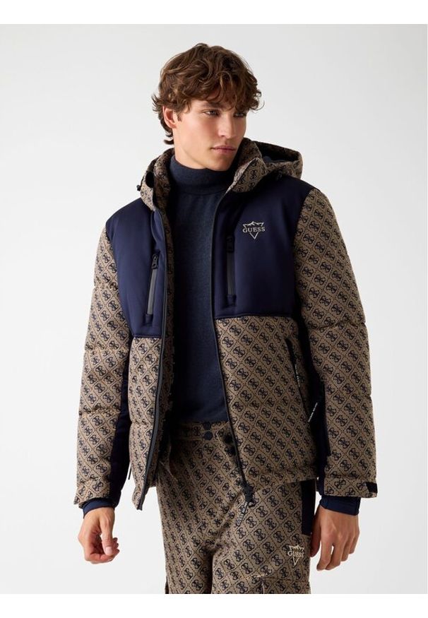 Guess Kurtka narciarska M5BL0N WF182 Beżowy Regular Fit. Kolor: beżowy. Materiał: syntetyk. Sport: narciarstwo