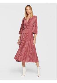 Rinascimento Sukienka koktajlowa CFC0111400003 Różowy Regular Fit. Kolor: różowy. Materiał: wiskoza. Styl: wizytowy