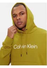 Calvin Klein Bluza Hero K10K111345 Zielony Regular Fit. Kolor: zielony. Materiał: bawełna