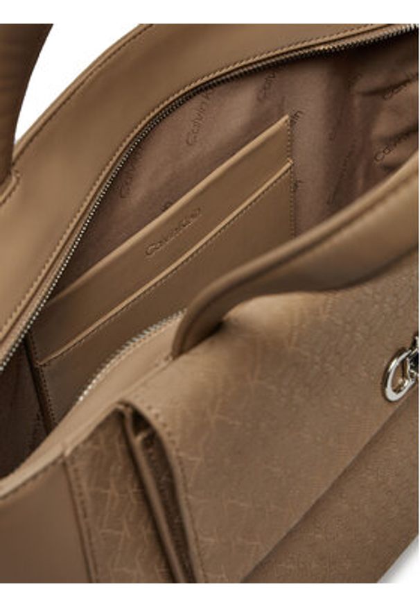 Calvin Klein Torebka Ck Medium Shopper W/Pocket_Mono K60K613136 Brązowy. Kolor: brązowy. Materiał: skórzane