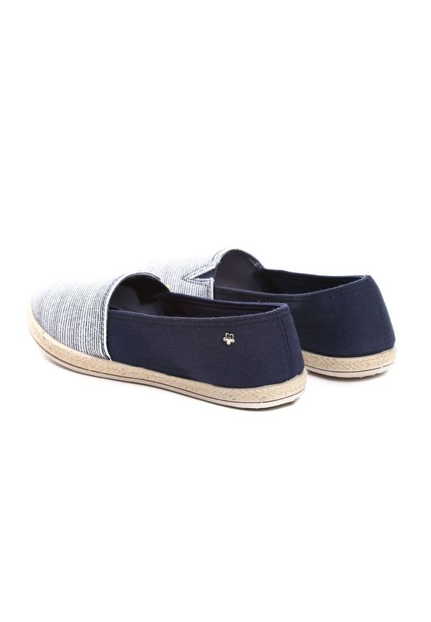 Born2be - Granatowe Espadryle Cherry Cake. Okazja: na co dzień. Nosek buta: okrągły. Zapięcie: bez zapięcia. Kolor: niebieski. Szerokość cholewki: normalna. Wzór: aplikacja, gładki, kwiaty, nadruk. Materiał: materiał. Sezon: lato. Styl: casual