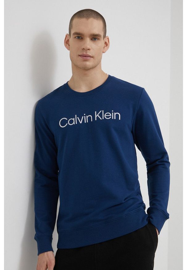 Calvin Klein Underwear bluza męska kolor granatowy z nadrukiem. Okazja: na co dzień. Kolor: niebieski. Materiał: tkanina, poliester. Wzór: nadruk. Styl: casual
