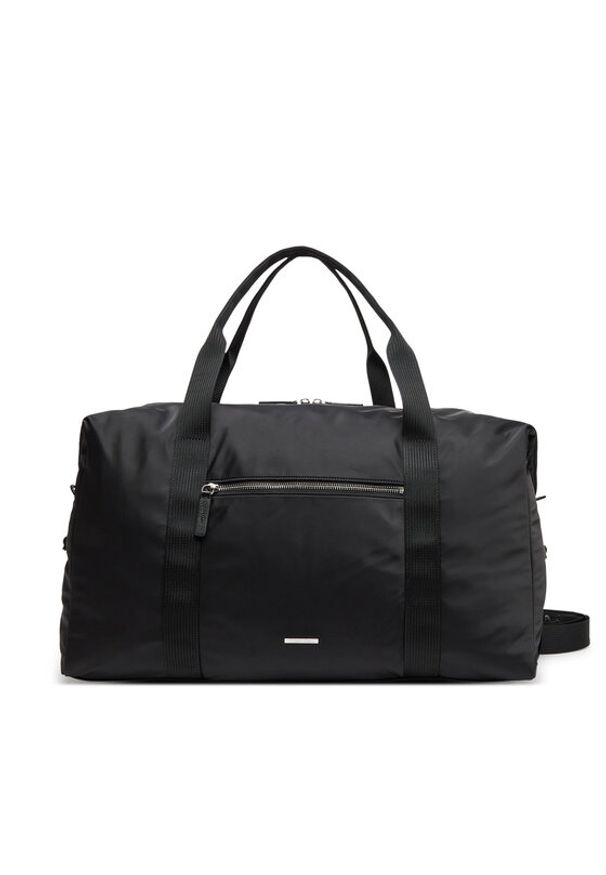 Calvin Klein Torba Sleek Nylon Weekender Bag LV04D3043G Czarny. Kolor: czarny. Materiał: materiał