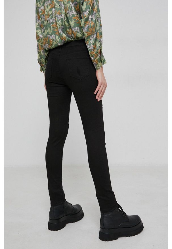 Answear Lab Jeansy damskie medium waist. Kolor: czarny. Styl: wakacyjny