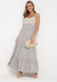 Born2be - Niebiesko-Zielona Rozkloszowana Sukienka Maxi z Wiskozy w Kwiatowy Print i z Szydełkowym Wzorem Adviana. Kolor: niebieski. Materiał: wiskoza. Długość rękawa: na ramiączkach. Wzór: kwiaty, nadruk. Długość: maxi #5