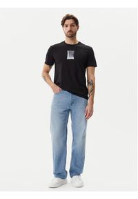 Calvin Klein Jeans T-Shirt Brush Stroke J30J327522 Czarny Regular Fit. Kolor: czarny. Materiał: bawełna
