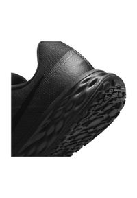 Buty do biegania Nike Revolution 6 Next Nature M DC3728-001 czarne. Kolor: czarny. Materiał: guma. Szerokość cholewki: normalna. Sezon: zima. Model: Nike Revolution. Sport: bieganie #2