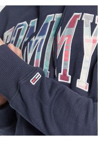 Tommy Jeans Bluza Tartan DM0DM15696 Granatowy Regular Fit. Kolor: niebieski. Materiał: bawełna #5