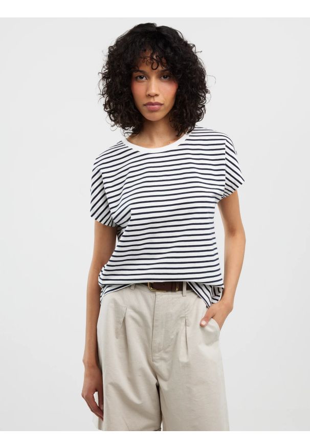 Big-Star - Koszulka damska w paski biało-granatowa Aleksa 403. Okazja: na co dzień. Kolor: niebieski. Materiał: dzianina, bawełna, żakard. Wzór: paski. Styl: casual, klasyczny