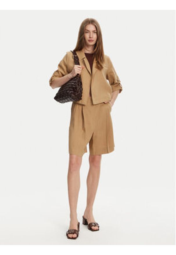 Marella Bermudy Sagitta 2513141015 Beżowy Relaxed Fit. Kolor: beżowy. Materiał: len
