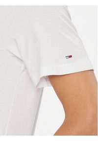 Tommy Jeans T-Shirt Essential Logo DW0DW16441 Biały Relaxed Fit. Kolor: biały. Materiał: bawełna