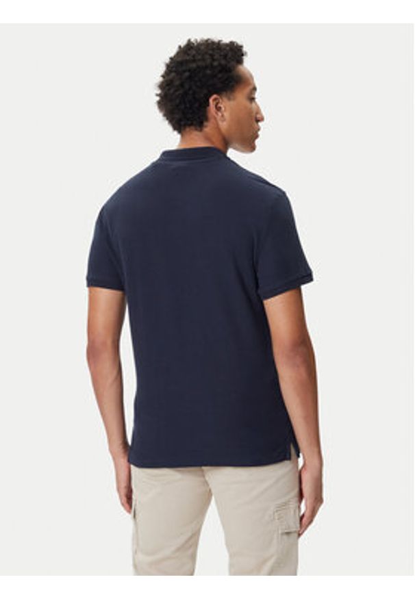 Mustang Polo Pierre 1016880 Granatowy Slim Fit. Typ kołnierza: polo. Kolor: niebieski. Materiał: bawełna
