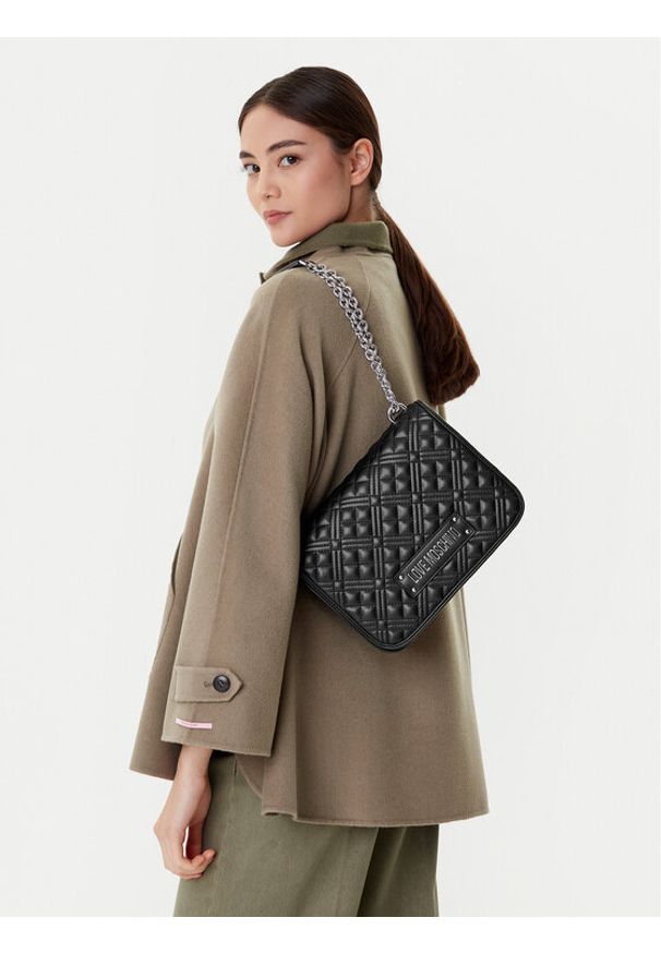 Love Moschino - LOVE MOSCHINO Torebka JC4000PP1NLA000B Czarny. Kolor: czarny. Materiał: skórzane