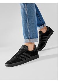 Adidas - adidas Sneakersy Gazelle CQ2809 Czarny. Kolor: czarny. Materiał: zamsz, skóra. Model: Adidas Gazelle