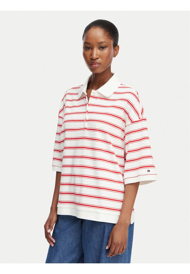 TOMMY HILFIGER - Tommy Hilfiger Polo WW0WW50026 Biały Oversize. Typ kołnierza: polo. Kolor: biały. Materiał: bawełna