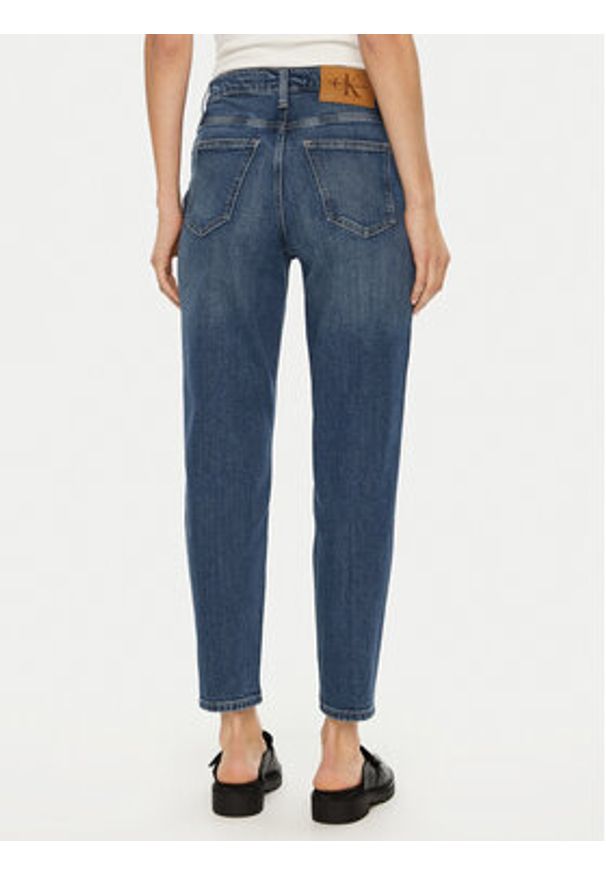 Calvin Klein Jeans Jeansy J20J224514 Niebieski Mom Fit. Kolor: niebieski