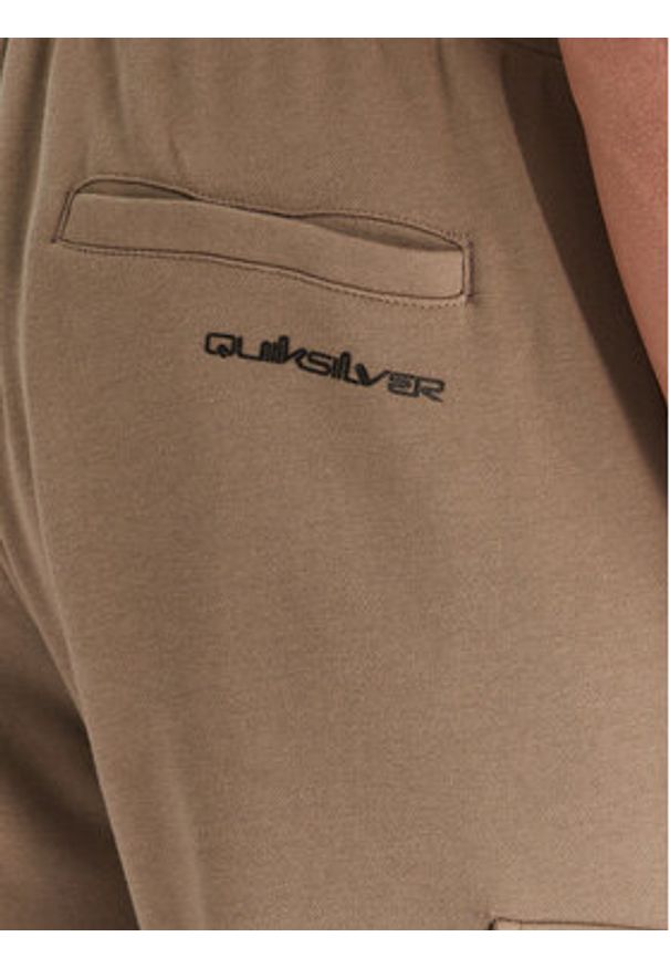 Quiksilver Spodnie dresowe Cargo Fleece EQYFB03401 Khaki Regular Fit. Kolor: brązowy. Materiał: bawełna
