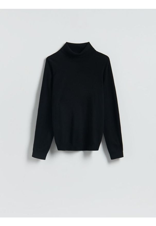 Reserved - Golf z wełny merino - czarny. Typ kołnierza: golf. Kolor: czarny. Materiał: wełna