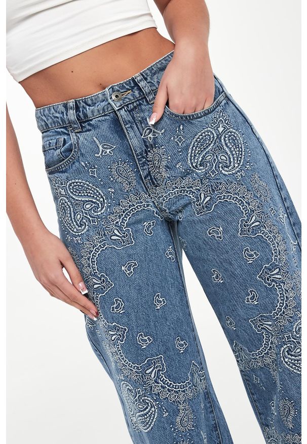 Liu Jo - Jeansy damskie z haftem LIU JO. Wzór: haft