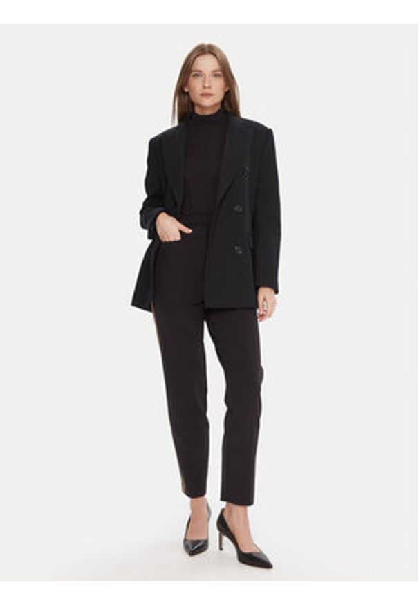 LOLA CASADEMUNT Chinosy LF2514021 Czarny Regular Fit. Kolor: czarny. Materiał: syntetyk