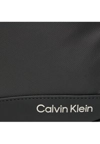 Calvin Klein Saszetka Rubberized Conv Reporter S K50K511252 Czarny. Kolor: czarny. Materiał: materiał