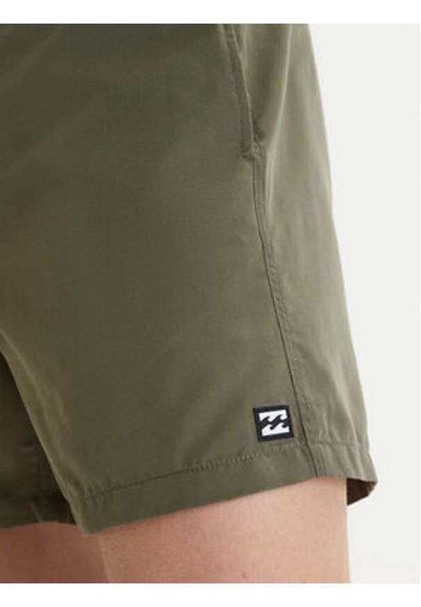 Billabong Szorty kąpielowe All Day EBYJV00134 Zielony Regular Fit. Kolor: zielony. Materiał: syntetyk