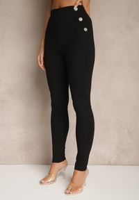 Renee - Czarne Spodnie z Wiskozą o Kroju Skinny Zdobione Imitacją Kieszeni Nalivelle. Okazja: na co dzień. Kolor: czarny. Materiał: wiskoza. Wzór: aplikacja. Styl: elegancki, casual #5